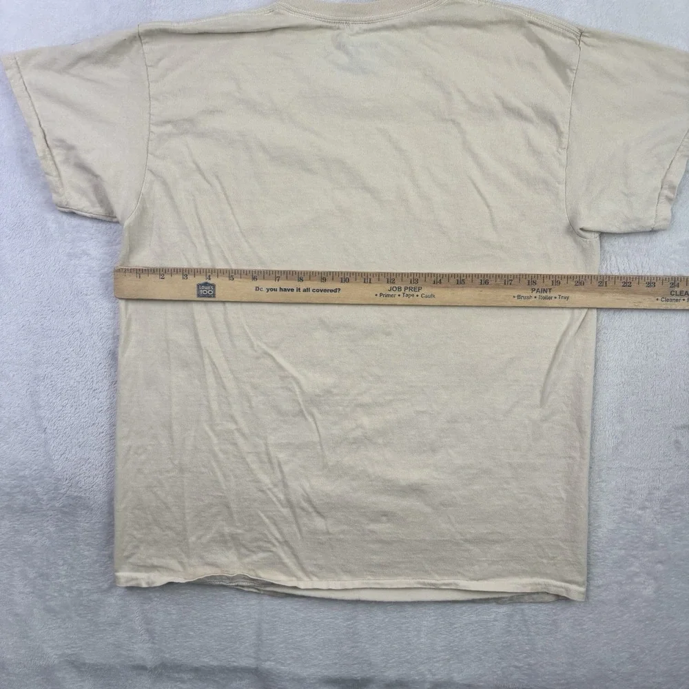Metallica Grave Digger Beige Short Sleeve Graphic Shirt Men's Medium